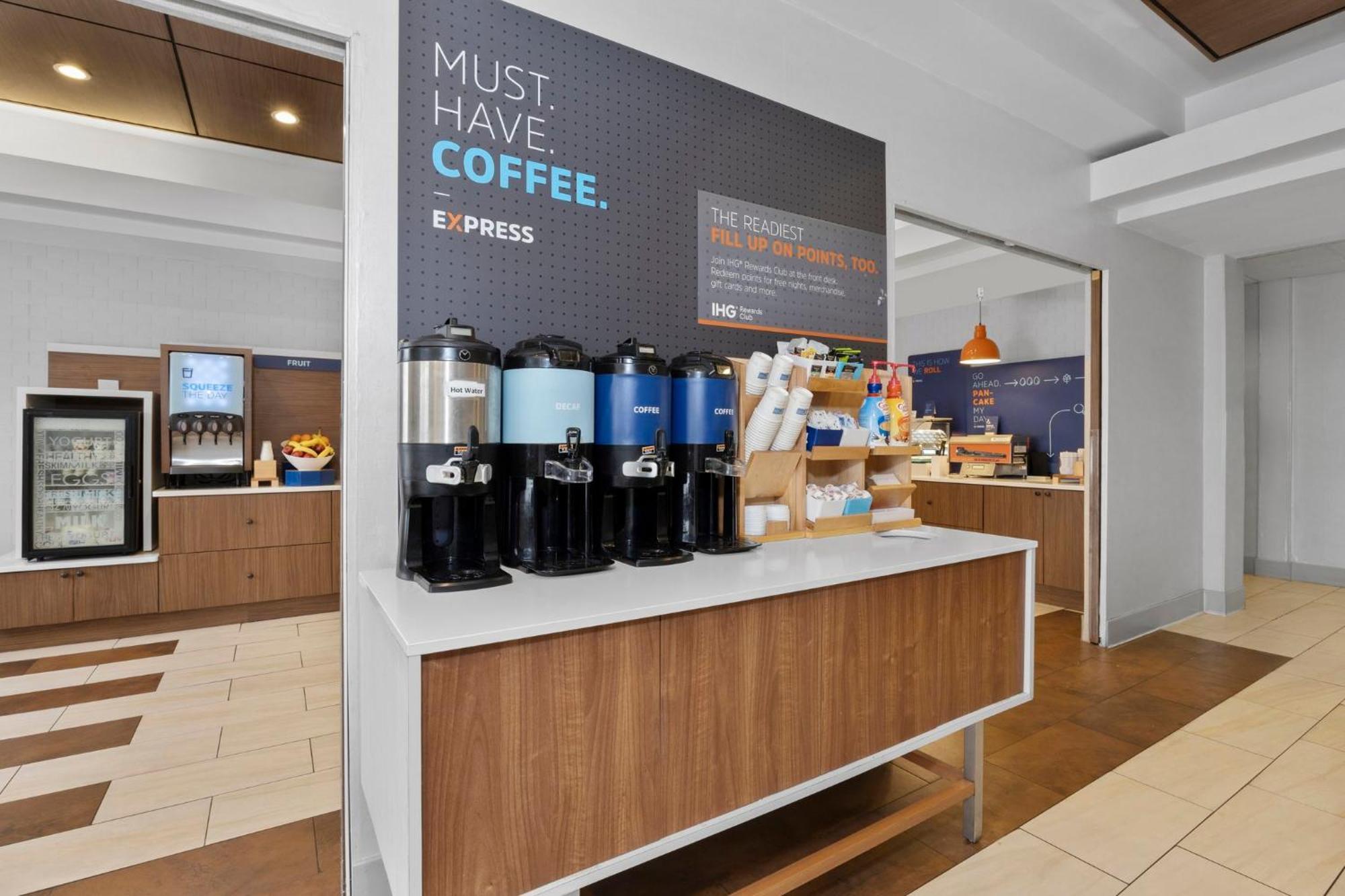 Holiday Inn Express Hotel & Suites West Coxsackie By Ihg Eksteriør billede