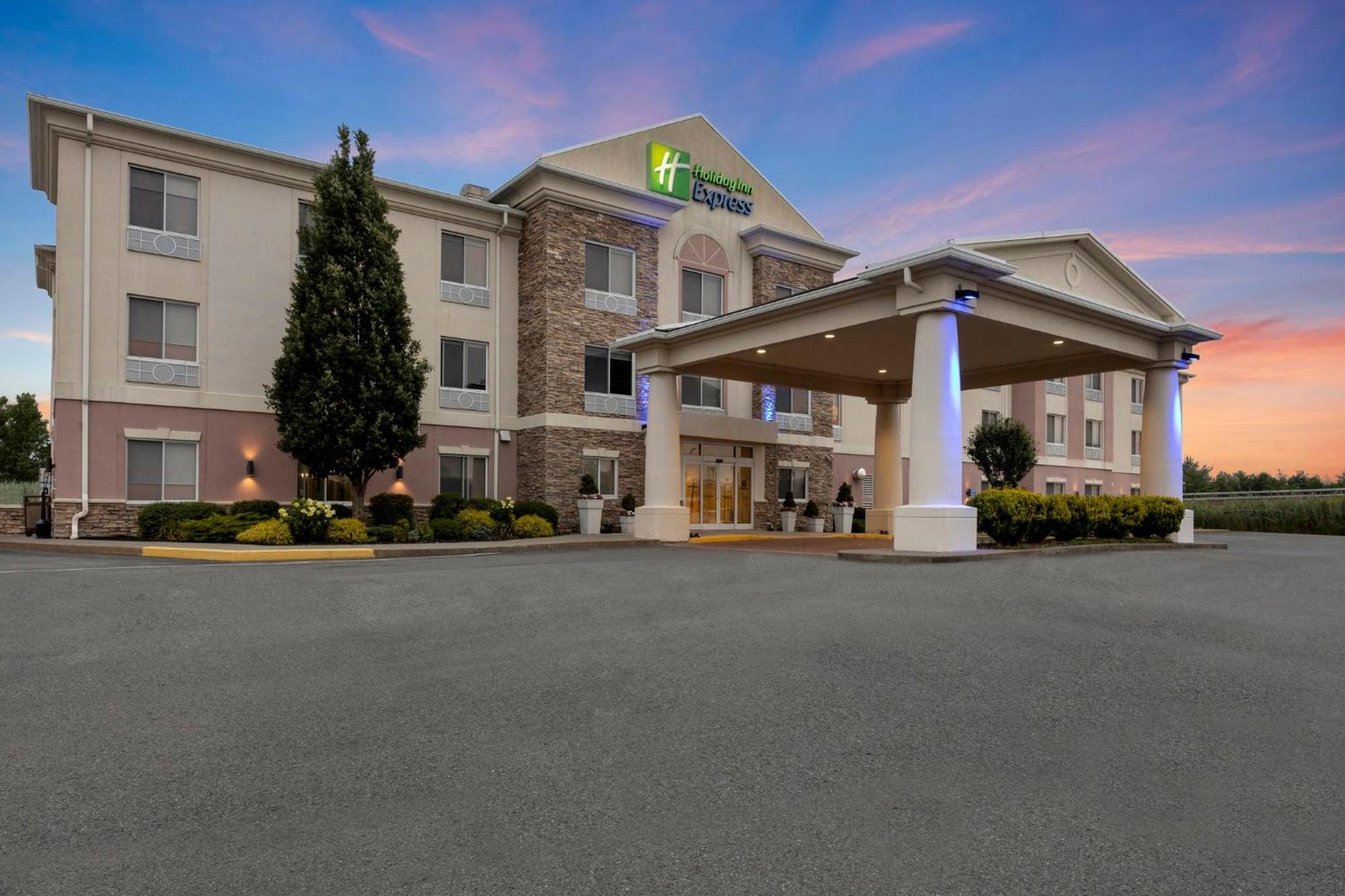 Holiday Inn Express Hotel & Suites West Coxsackie By Ihg Eksteriør billede
